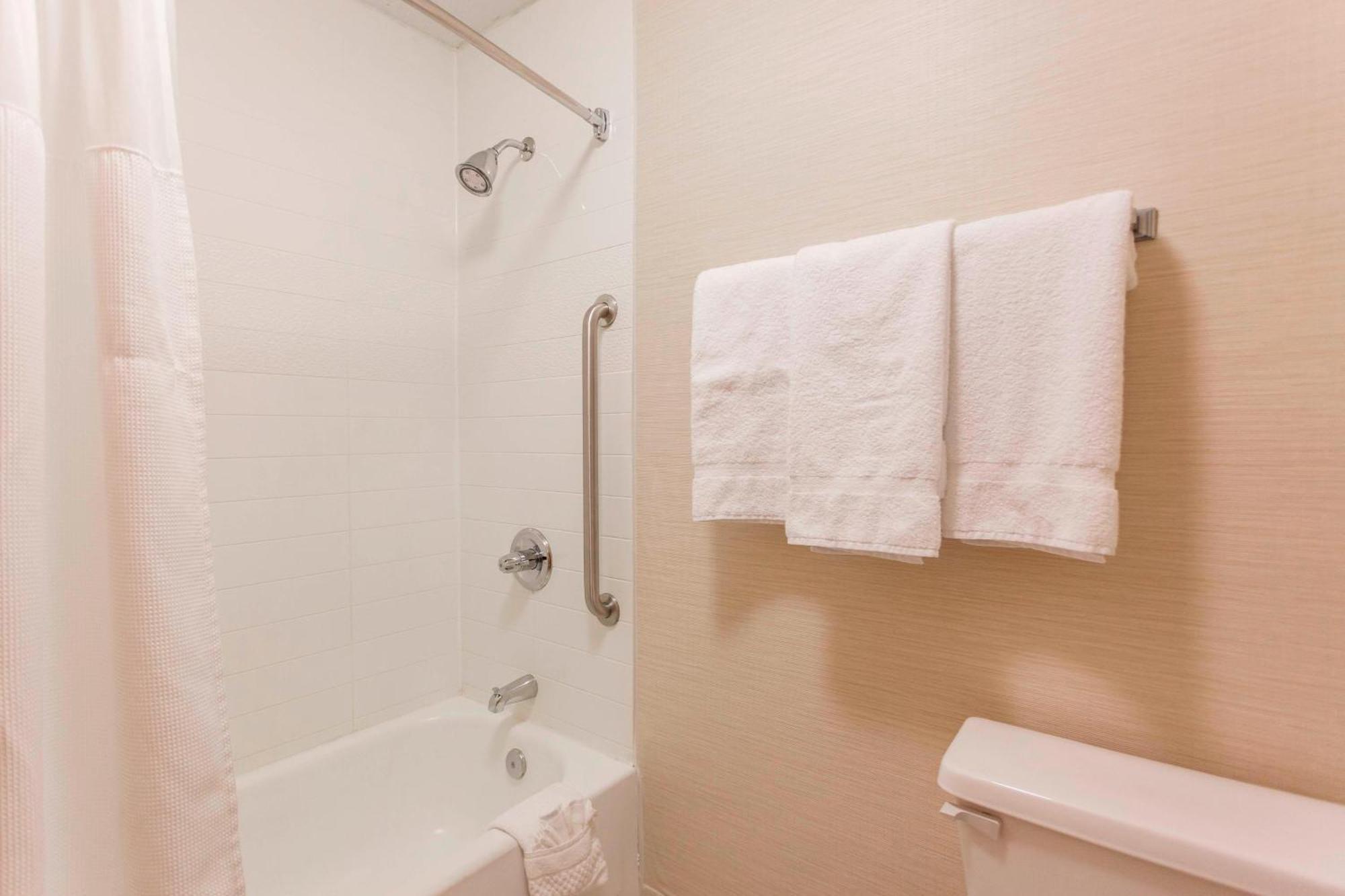 Fairfield Inn By Marriott Ponca City Exteriör bild